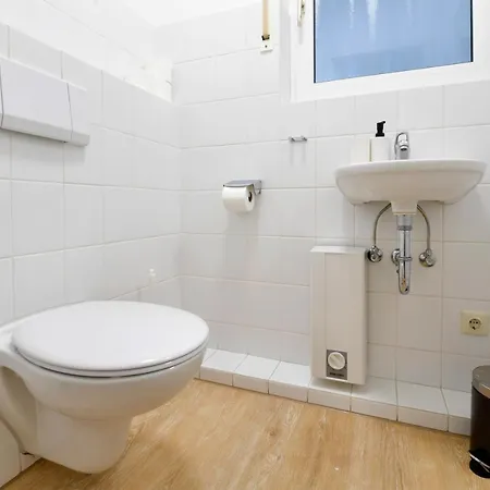 Monteur Accommodation In Kleve - 4 Bedrooms - 8 Beds * Kleve (Dusseldorf)