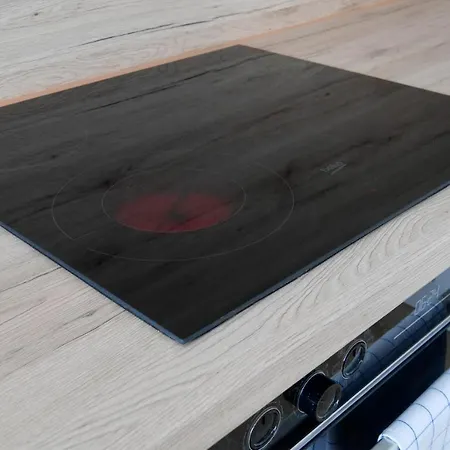 And Work - 8 Beds - 4 Bed * Kleve (Dusseldorf)