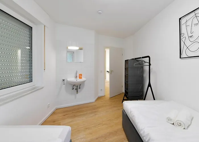 And Work - 8 Beds - 4 Bed Apartament *