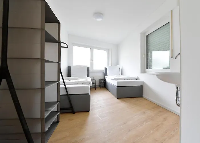 And Work - 8 Beds - 4 Bed Apartament Kleve (Dusseldorf)